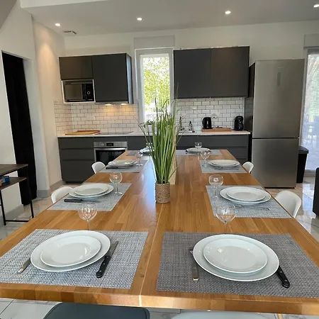 Prázdninový dům Belle Maison Au Calme Avec Parking Bretteville-sur-Odon