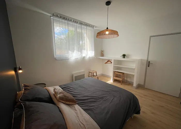 Belle Maison Au Calme Avec Parking *