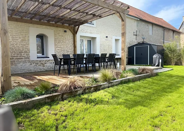 Сasa de vacaciones Belle Maison Au Calme Avec Parking